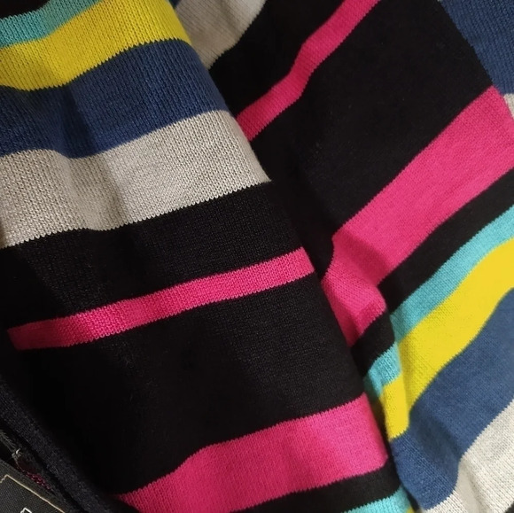 𝅺bcbg Colorful Knitted Dress EUC 💗 - Picture 8 of 9